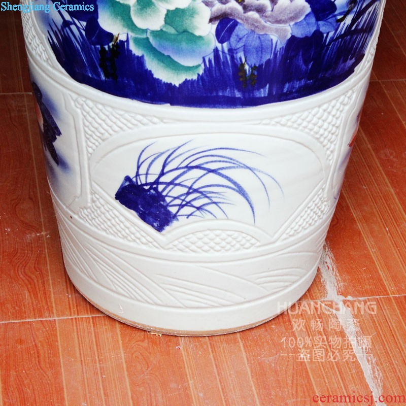 Jingdezhen ceramics hand-painted creative Chinese big vase home sitting room adornment is placed large landing crafts