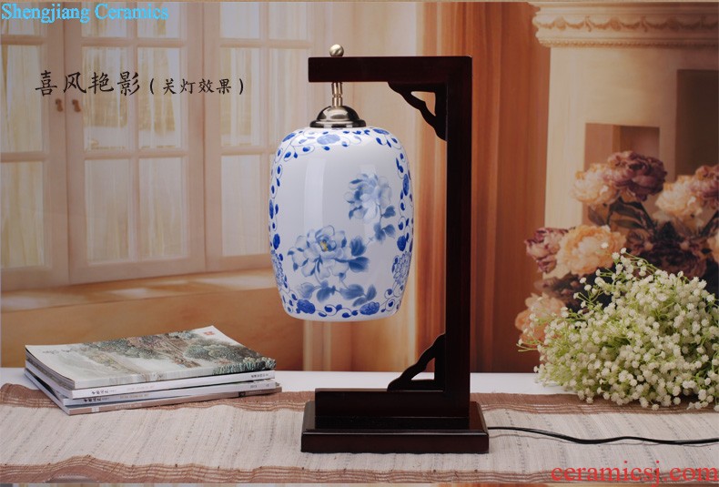 Bedside table ceramic desk lamp 313 sweet bedroom modern creative lovely garden decoration wedding fashion small desk lamp