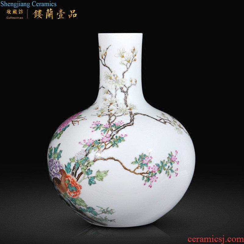 Jingdezhen imperial kiln chinaware archaize qianlong pastel black colour pattern binaural pot sitting room adornment is placed