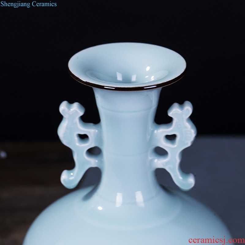 Jingdezhen blue and white porcelain vase under the glaze color hand-painted ceramic bottle blooming flowers sealed bottle 5 jins of 10 jins