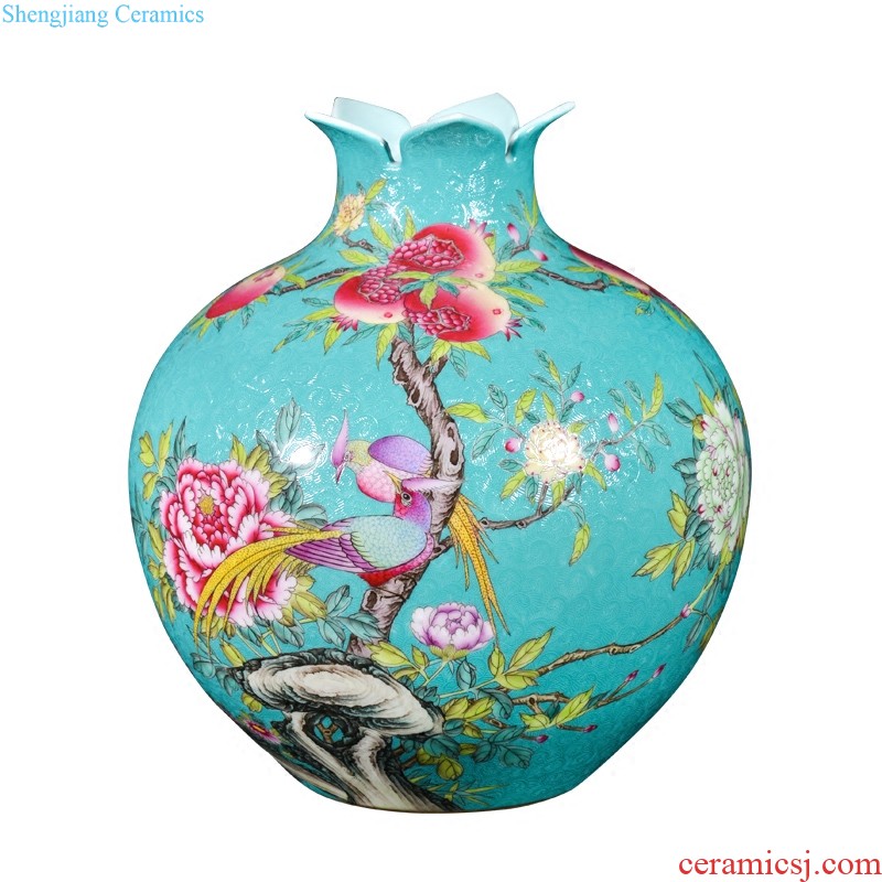 Jingdezhen ceramics imitation qing qianlong fuels the bat life of bottles of the sitting room of Chinese style household decorations collection furnishing articles