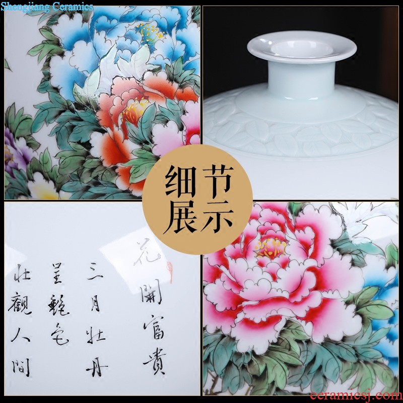 Jingdezhen porcelain vase Archaize tangle of lotus flat belly of blue and white porcelain bottle Decorative arts and crafts home furnishing articles in the living room