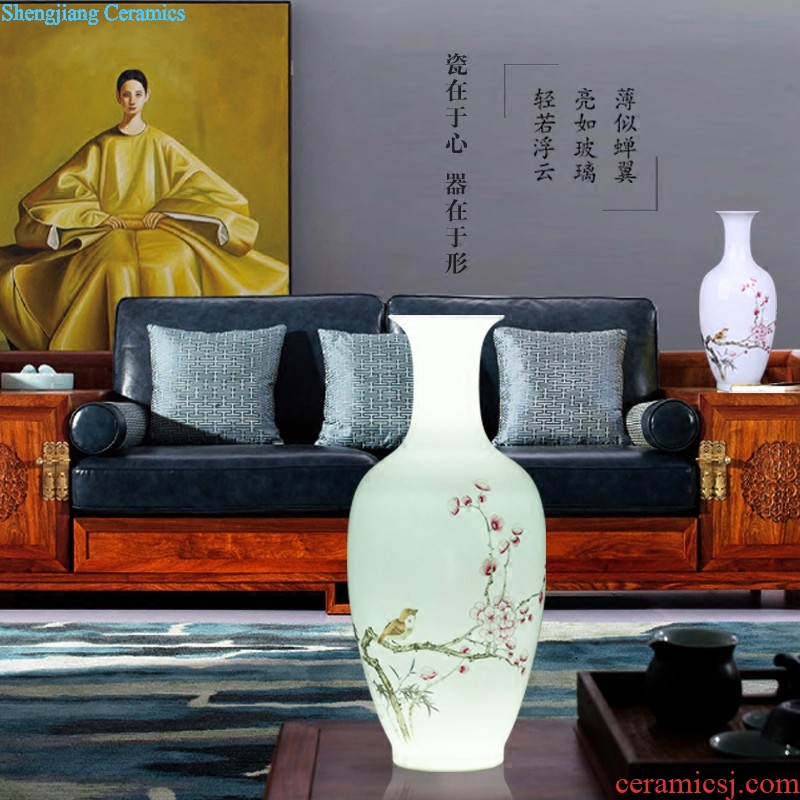 Jingdezhen ceramics Gold hand-painted king of blue and white porcelain vase Modern home sitting room place process