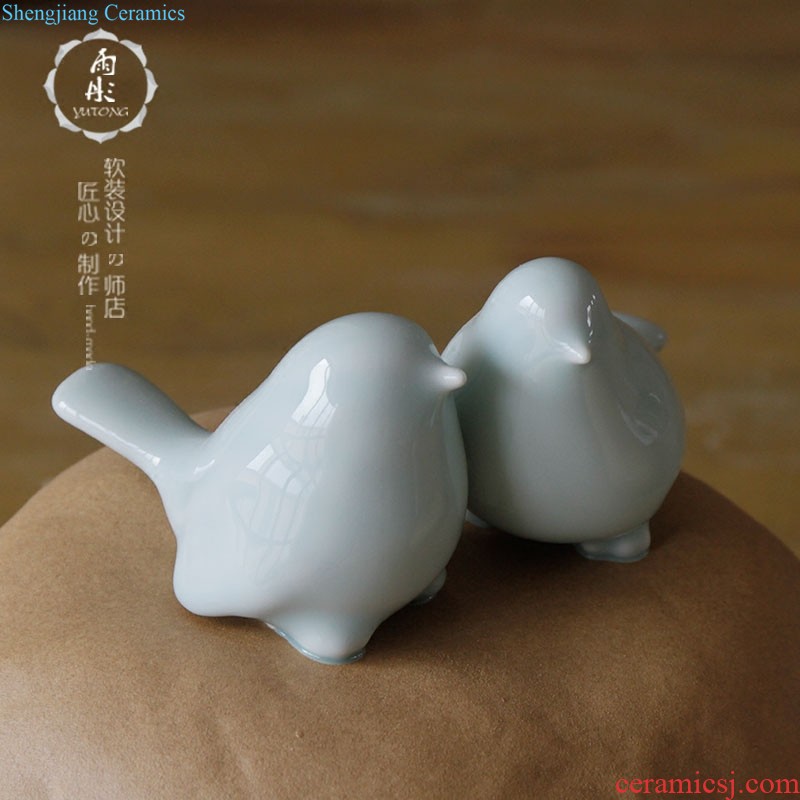 Rain tong home | jingdezhen ceramics European coloured drawing or pattern Single ear receptacle furnishing articles Decoration porcelain vase the living room