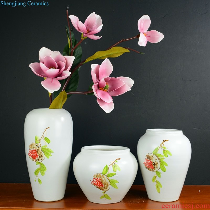 Jingdezhen ceramics creative hand-painted cheongsam blue and white porcelain vases, small wine sitting room adornment handicraft furnishing articles