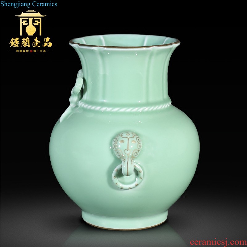 Jingdezhen blue and white youligong ceramics imitation qing qianlong vase Chinese style household adornment of contemporary sitting room is placed