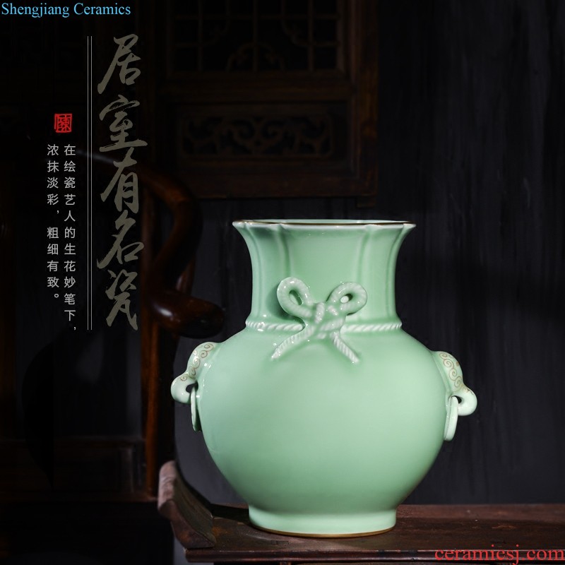 Jingdezhen blue and white youligong ceramics imitation qing qianlong vase Chinese style household adornment of contemporary sitting room is placed