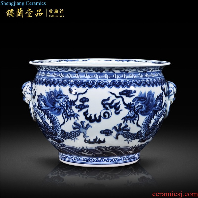 Jingdezhen ceramics hand-painted famille rose flower vase blooming flowers Chinese style living room home decoration collection furnishing articles