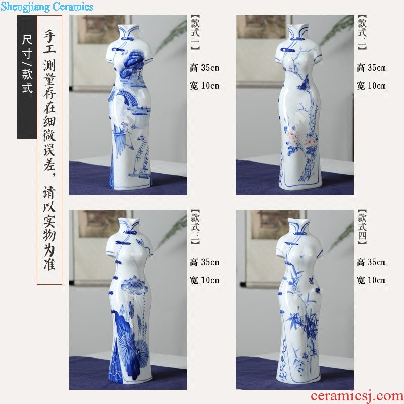 Jingdezhen ceramic porcelain furnishing articles Antique blue and white porcelain landscape general tank storage tank is Chinese style living room furniture decoration