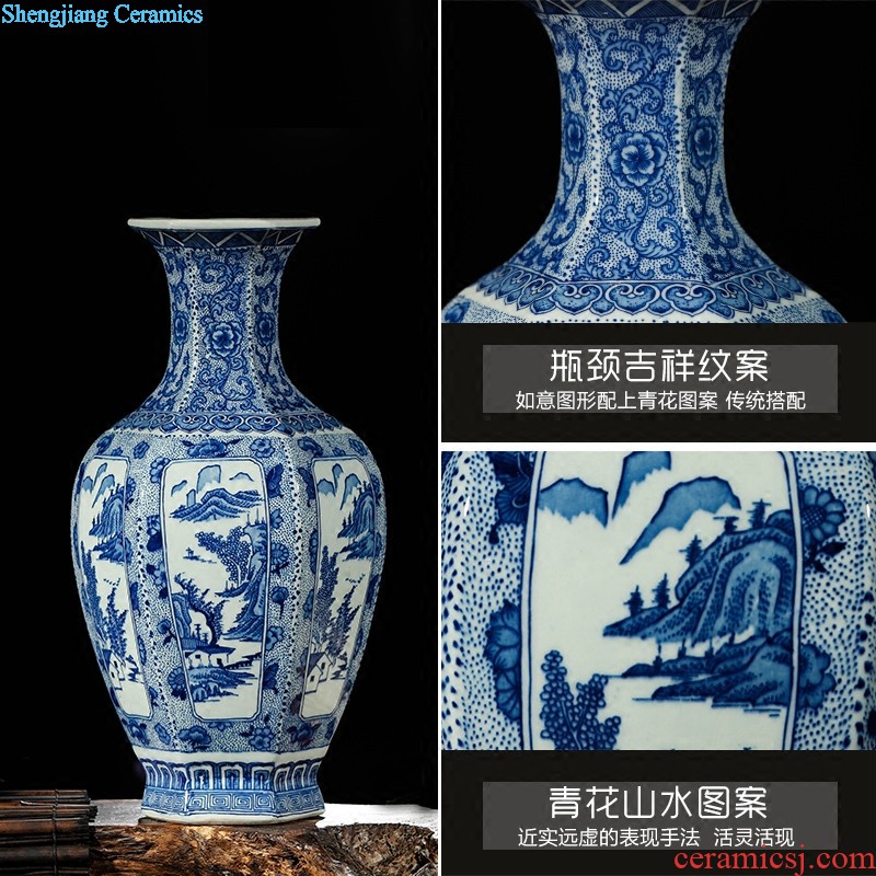 Jingdezhen ceramics vase of large blue and white landscape place to live in the hotel Chinese style living room decoration