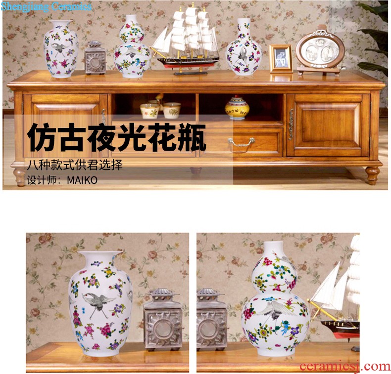 Jingdezhen ceramics antique vase hand-painted painting and calligraphy calligraphy and painting tube of classical Chinese style living room decorations study furnishing articles