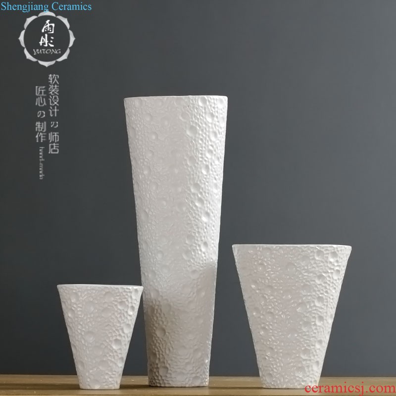 Jingdezhen ceramic vases, furnishing articles decorations flower arrangement is embossed white contracted and contemporary adornment square tank furnishing articles