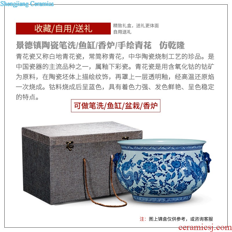 Jingdezhen ceramics vases, flower arranging is modern Chinese creative fashion home decoration sitting room place red