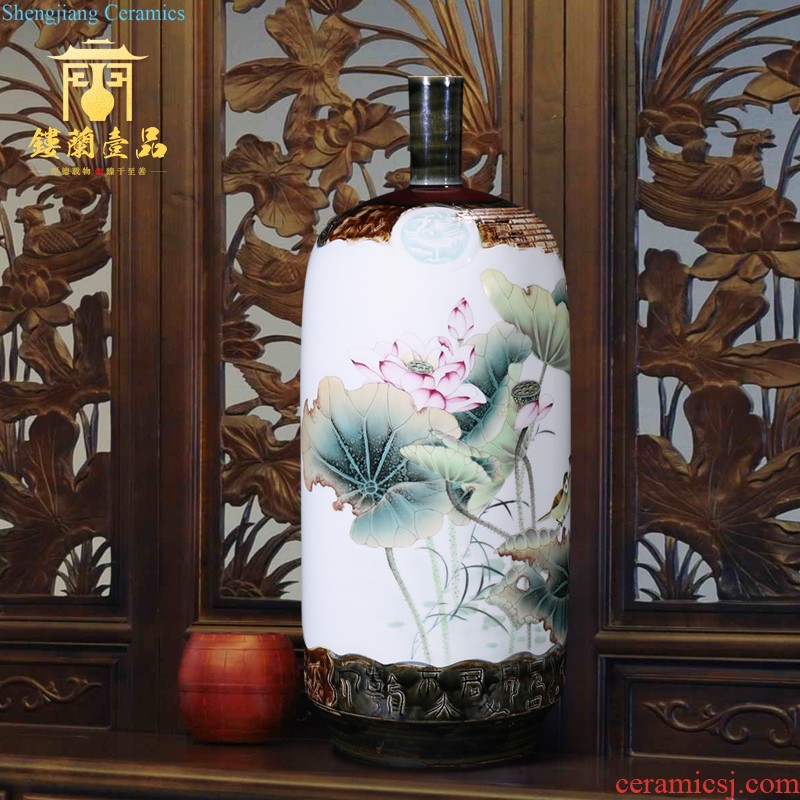 Master of jingdezhen ceramics hand-painted famille rose flower vase rallied all the way home sitting room adornment collection furnishing articles