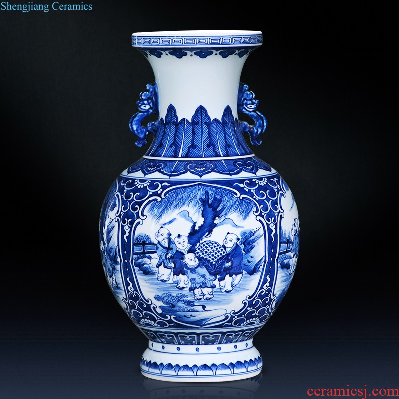 Blue and white porcelain of jingdezhen ceramics creative household adornment antique hand-painted vases, flower arranging furnishing articles of Chinese style restoring ancient ways