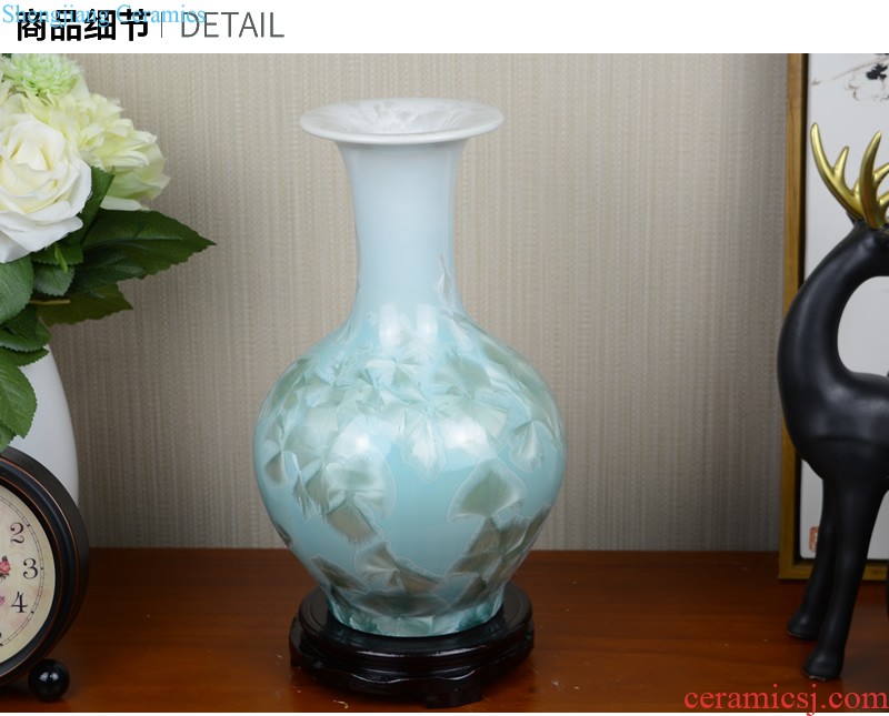 Jingdezhen ceramics Hollow out of blue and white porcelain vase restoring ancient ways The sitting room creative Chinese style household adornment furnishing articles