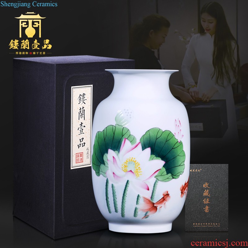 Jingdezhen ceramics hand-painted heavy industry offering blue dress painting of flowers and Chinese style household adornment rich ancient frame vase furnishing articles