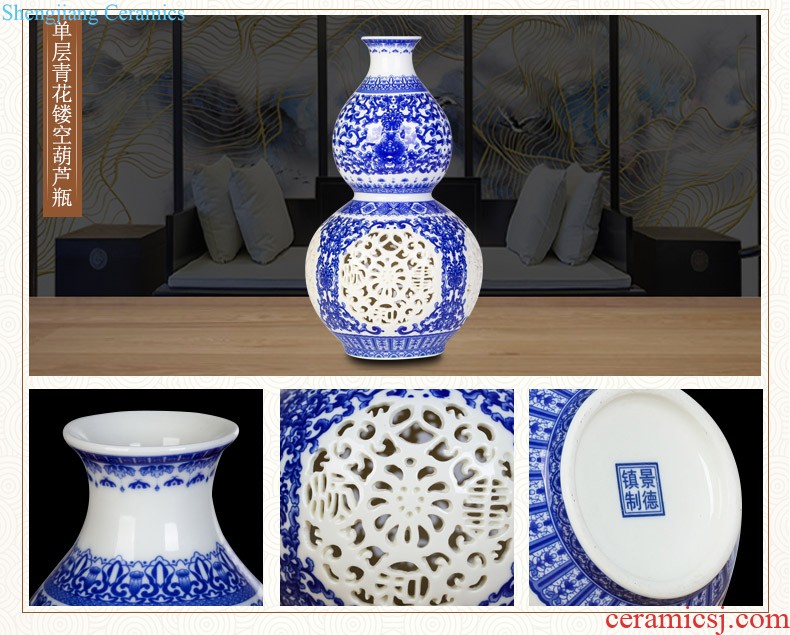 Jingdezhen ceramics famous master manual hand-painted knife clay powder enamel vase Chinese sitting room adornment is placed