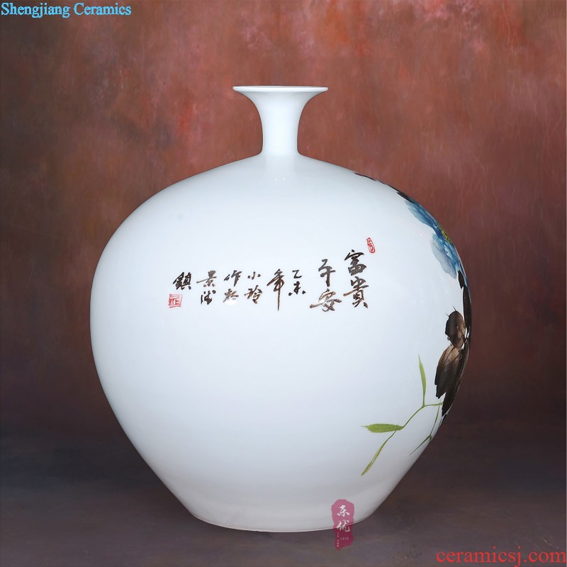 Jingdezhen ceramics Lrene riches and honour peace vases, flower receptacle Contemporary and contracted household crafts are sitting room