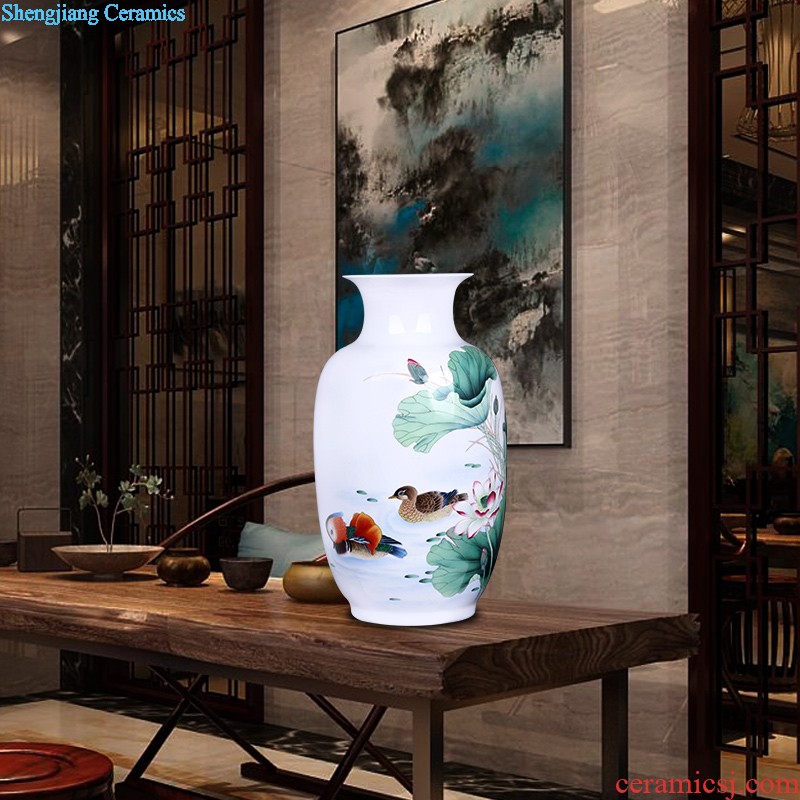 Jingdezhen ceramics Big blue and white porcelain ceramic jar of storage tank The modern new home sitting room household handicraft furnishing articles