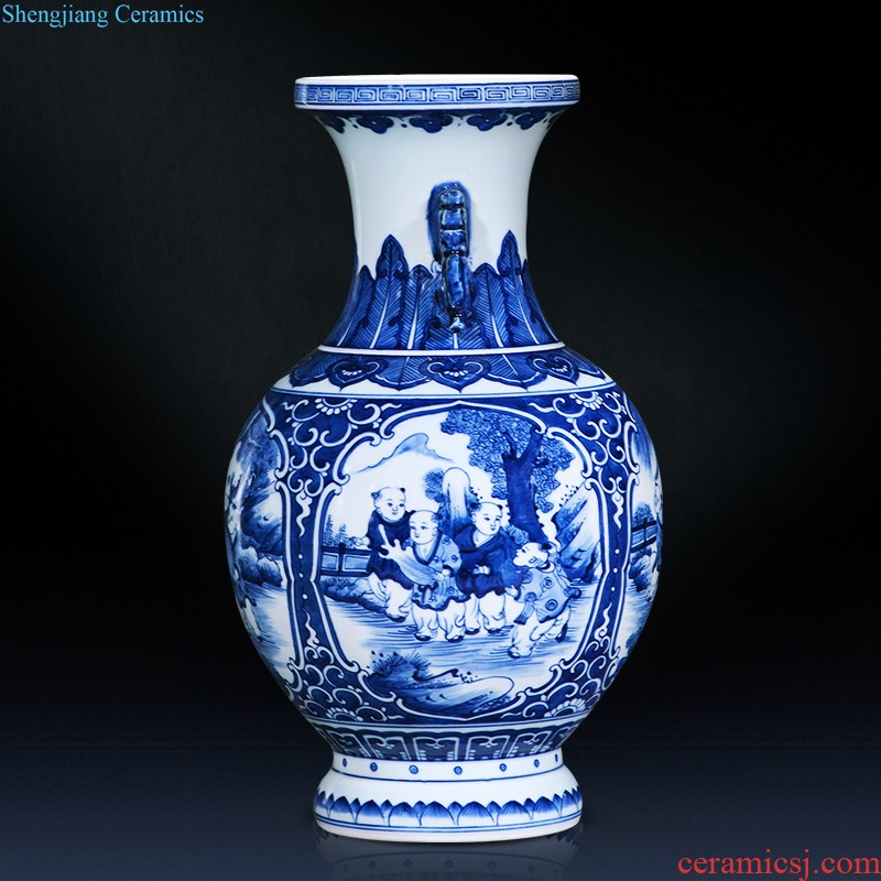 Blue and white porcelain of jingdezhen ceramics creative household adornment antique hand-painted vases, flower arranging furnishing articles of Chinese style restoring ancient ways