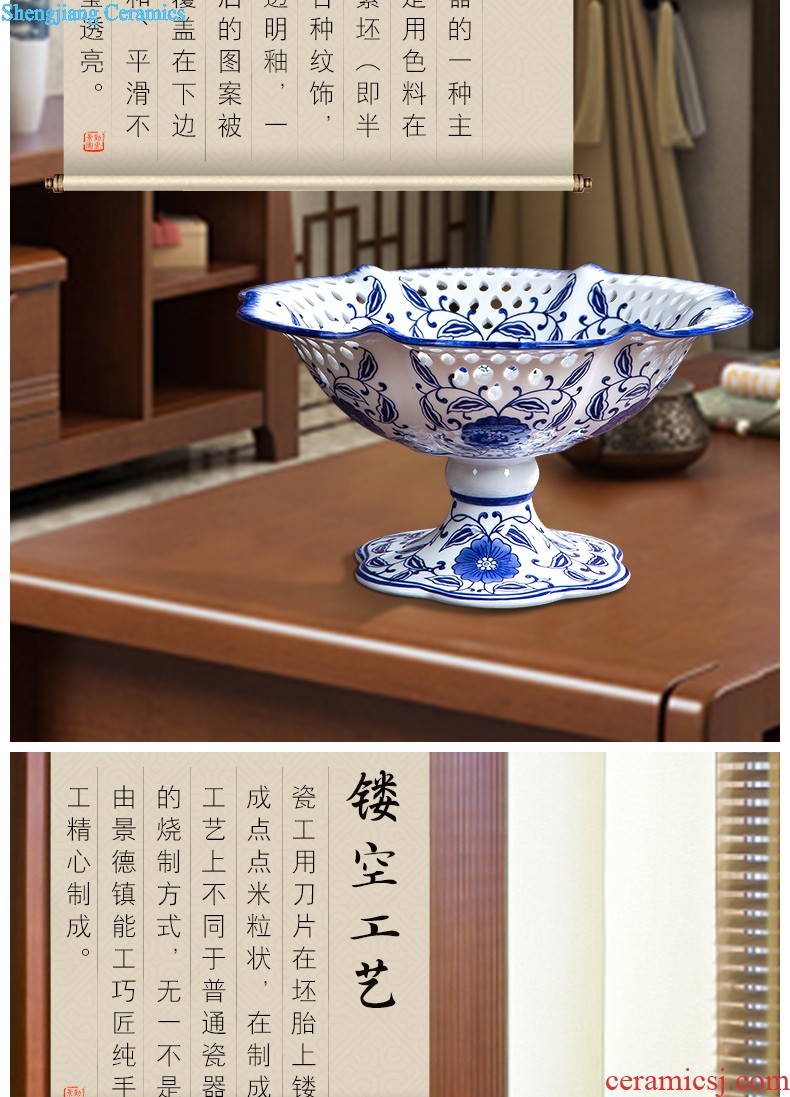 Jingdezhen ceramic famille rose 160 blue and white porcelain vases, hand-painted bucket color lotus The sitting room home handicraft furnishing articles