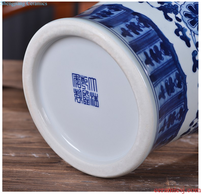 Jingdezhen chinaware bottle plum modern blue and white porcelain vase Chinese flower arranging home decoration sitting room TV ark furnishing articles