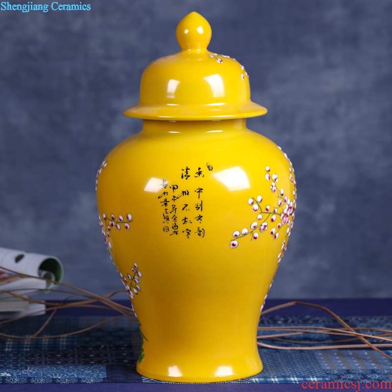 Jingdezhen ceramics vase hand-painted Yellow lotus pond fragrant flower arrangement, the sitting room of Chinese style household decorative furnishing articles