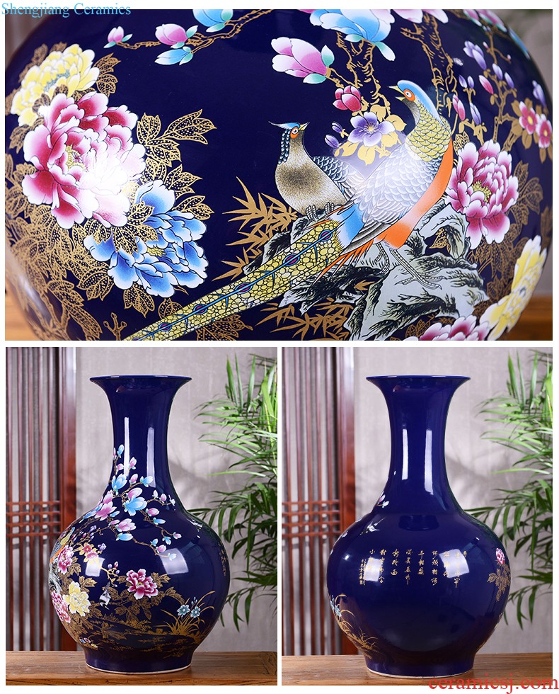 Jingdezhen ceramic vase furnishing articles beaming famille rose gold flower arranging wax gourd bottle of modern Chinese style household decoration