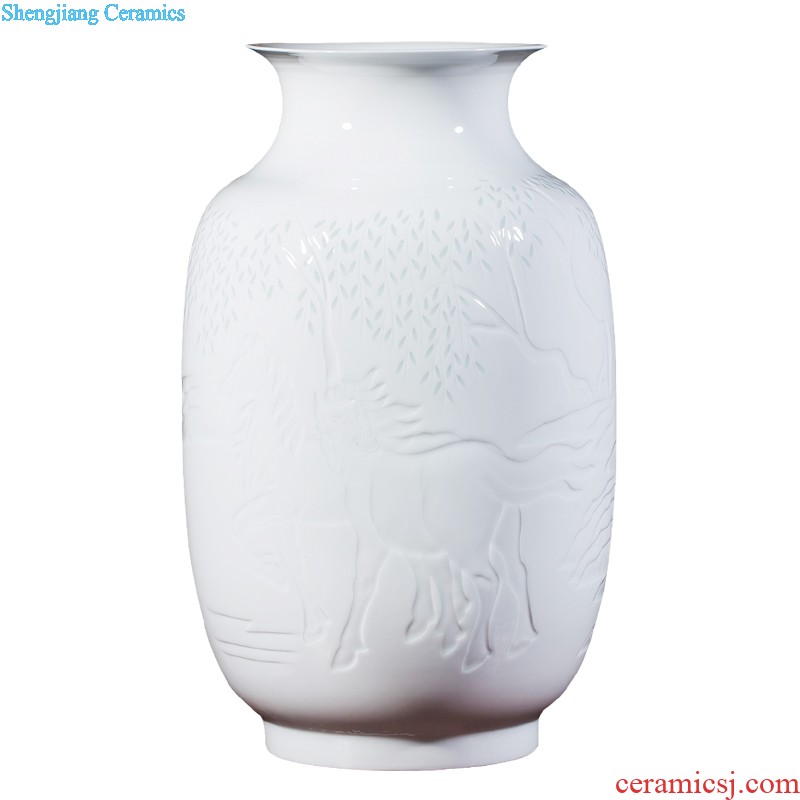 Chinese classical jingdezhen ceramics antique vase imitation qianlong pastel ground adornment is placed large living room