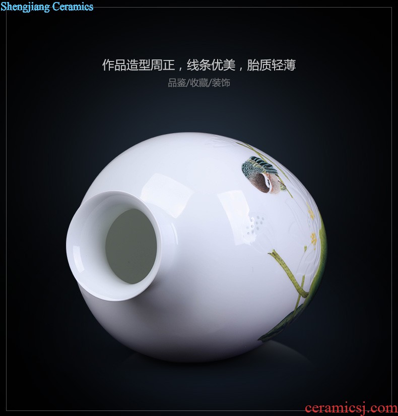 Jingdezhen ceramics vase Wang Yunxi blue and white porcelain rich auspicious flower receptacle Contemporary sitting room handicraft furnishing articles