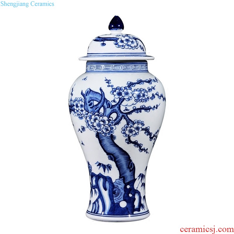 Jingdezhen ceramics imitation qing yongzheng blue tie up branch lotus the lion shell vase Chinese sitting room adornment is placed