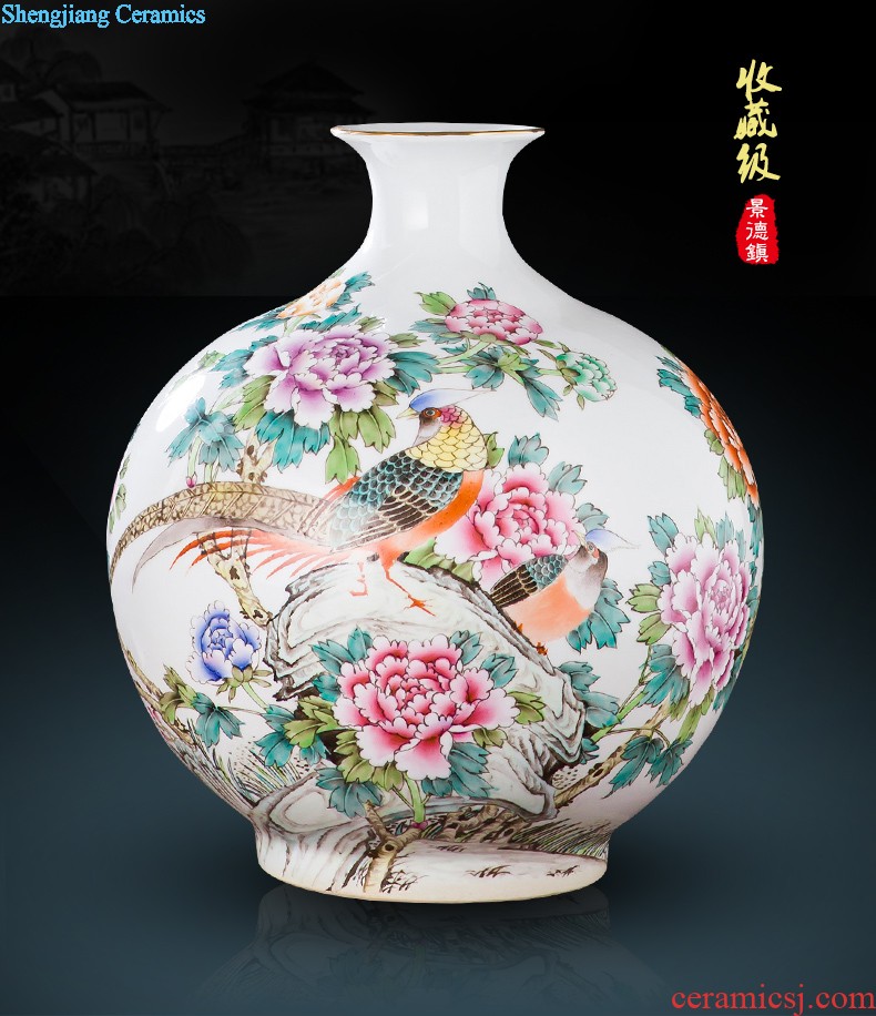 Famous master of jingdezhen ceramics hand-painted vases sitting room adornment is placed Chinese landscape painting porch decoration