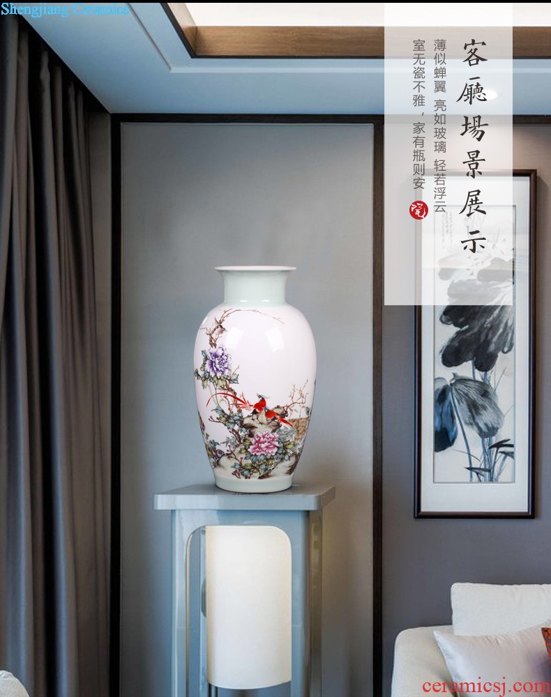 New Chinese style of jingdezhen ceramics creative hand-painted flowers and birds three-piece floret bottle of home sitting room adornment is placed