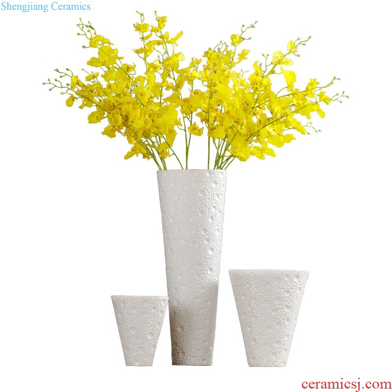 Jingdezhen ceramic vases, furnishing articles decorations flower arrangement is embossed white contracted and contemporary adornment square tank furnishing articles