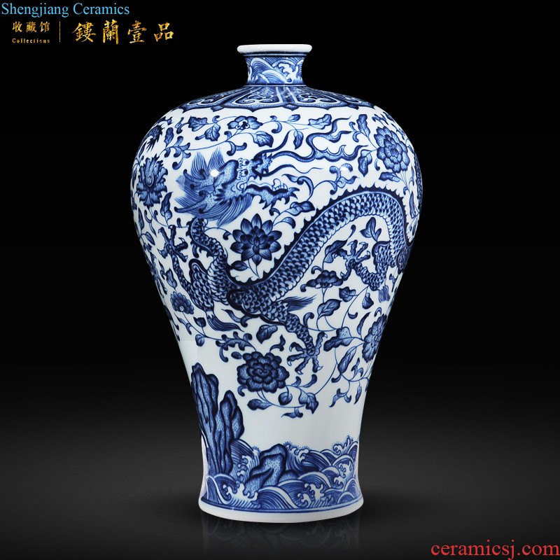 Jingdezhen ceramic Imitation qing qianlong blue and white lotus flower circular writing brush washer New Chinese style household adornment collection furnishing articles