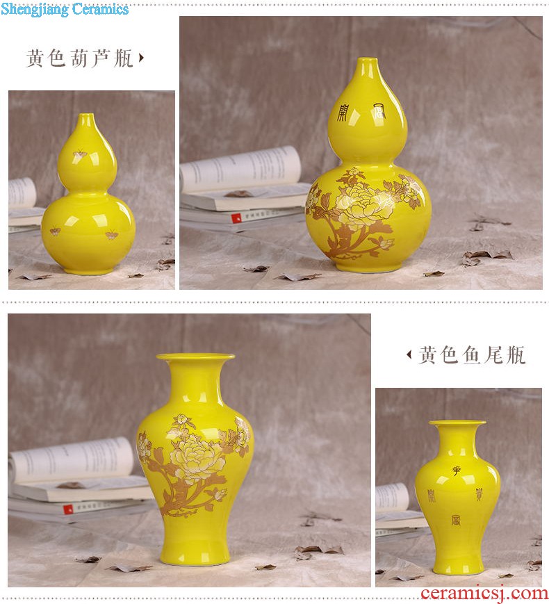 Jingdezhen ceramics designer galloping brush pot furnishing articles retro creative home sitting room adornment desktop decoration