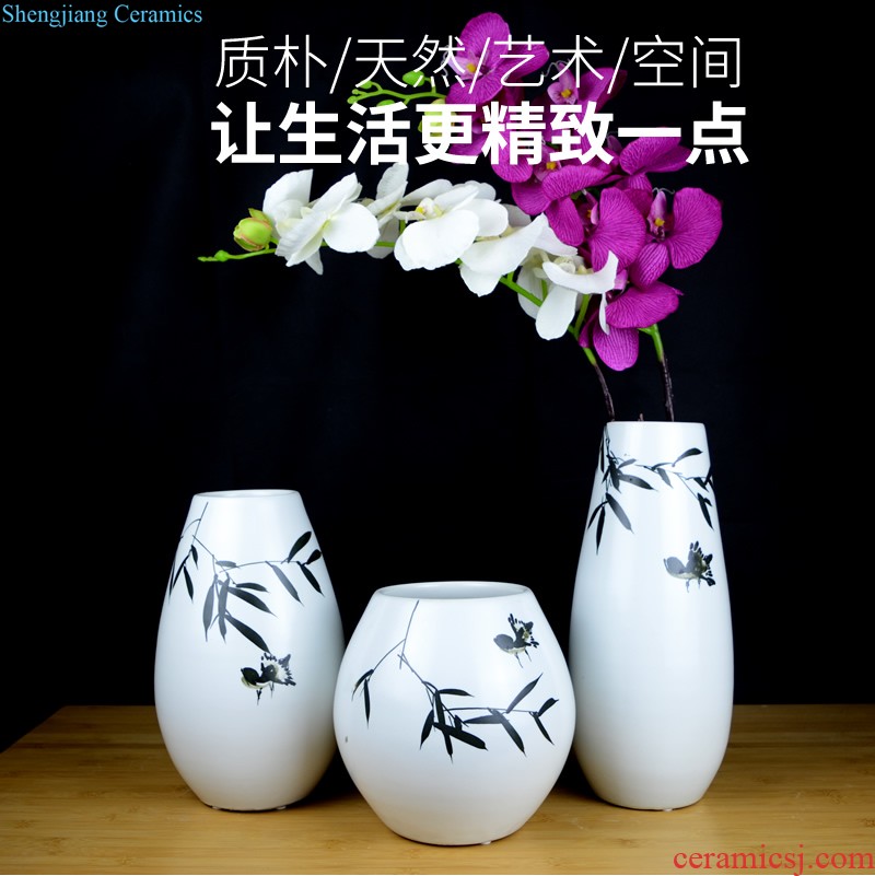 Jingdezhen ceramics Archaize kiln on green glaze vase sitting room of Chinese style restoring ancient ways household act the role ofing is tasted furnishing articles