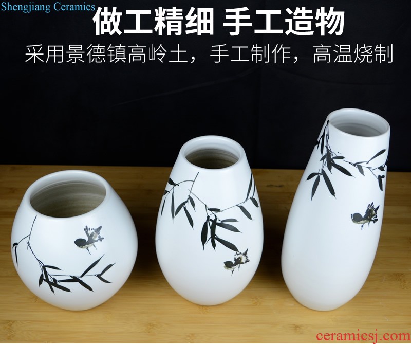 Jingdezhen ceramics Archaize kiln on green glaze vase sitting room of Chinese style restoring ancient ways household act the role ofing is tasted furnishing articles