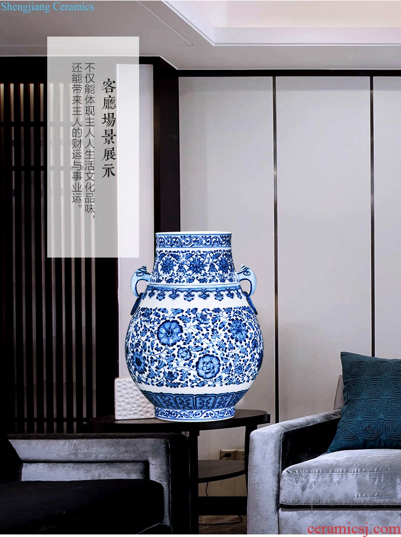 Jingdezhen ceramics hand-painted large blue and white porcelain vase flower arranging furnishing articles of Chinese style living room home decoration decoration