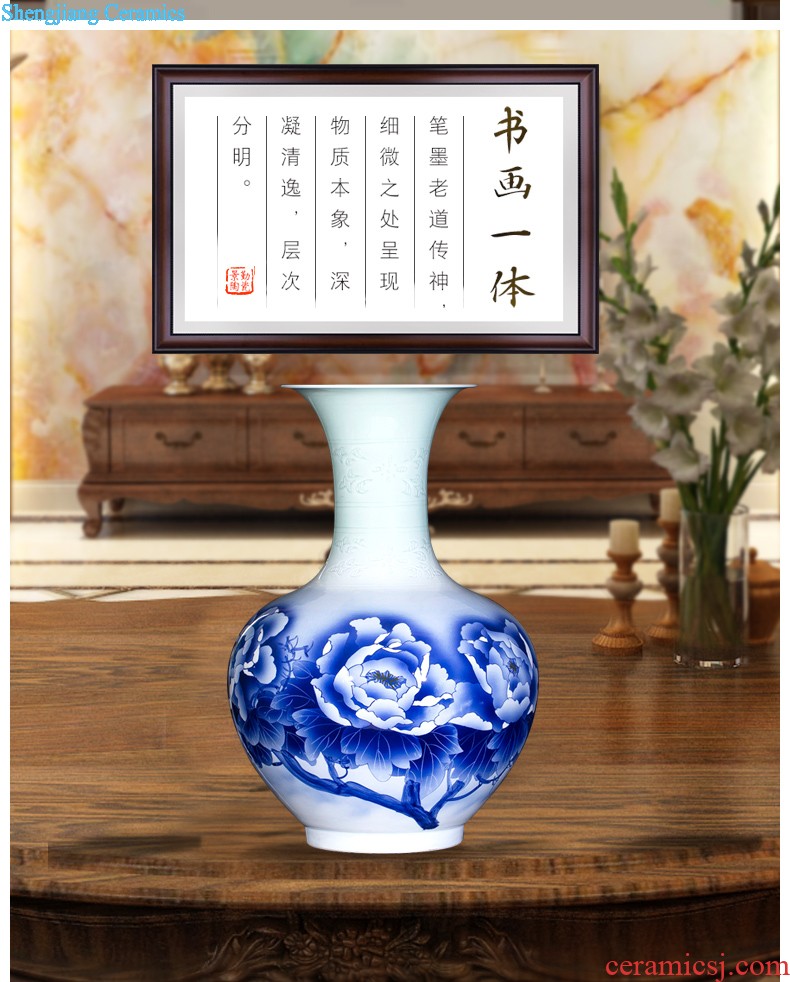 Jingdezhen blue and white porcelain manual hand-painted dried flowers sitting room place vase modern new Chinese style decoration decoration