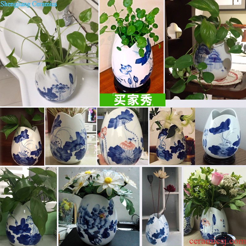 Classic blue and white porcelain vase cb32 jingdezhen ceramics sitting room adornment is placed the general tank storage tank caddy