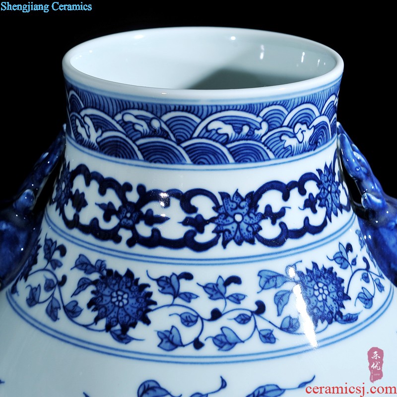 Jingdezhen ceramics masters hand-painted scenery vases, flower arranging Chinese style household crafts sitting room adornment is placed