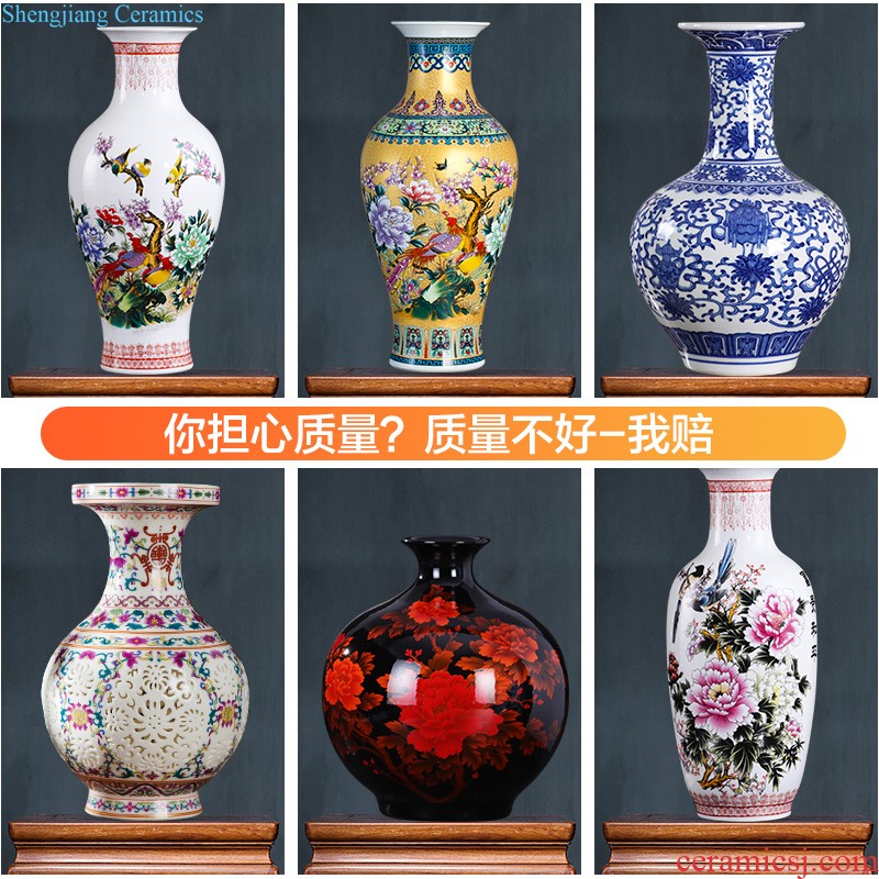 Jingdezhen ceramics vases, flower arranging famille rose porcelain furnishing articles sitting room TV ark of Chinese style household decorative arts and crafts