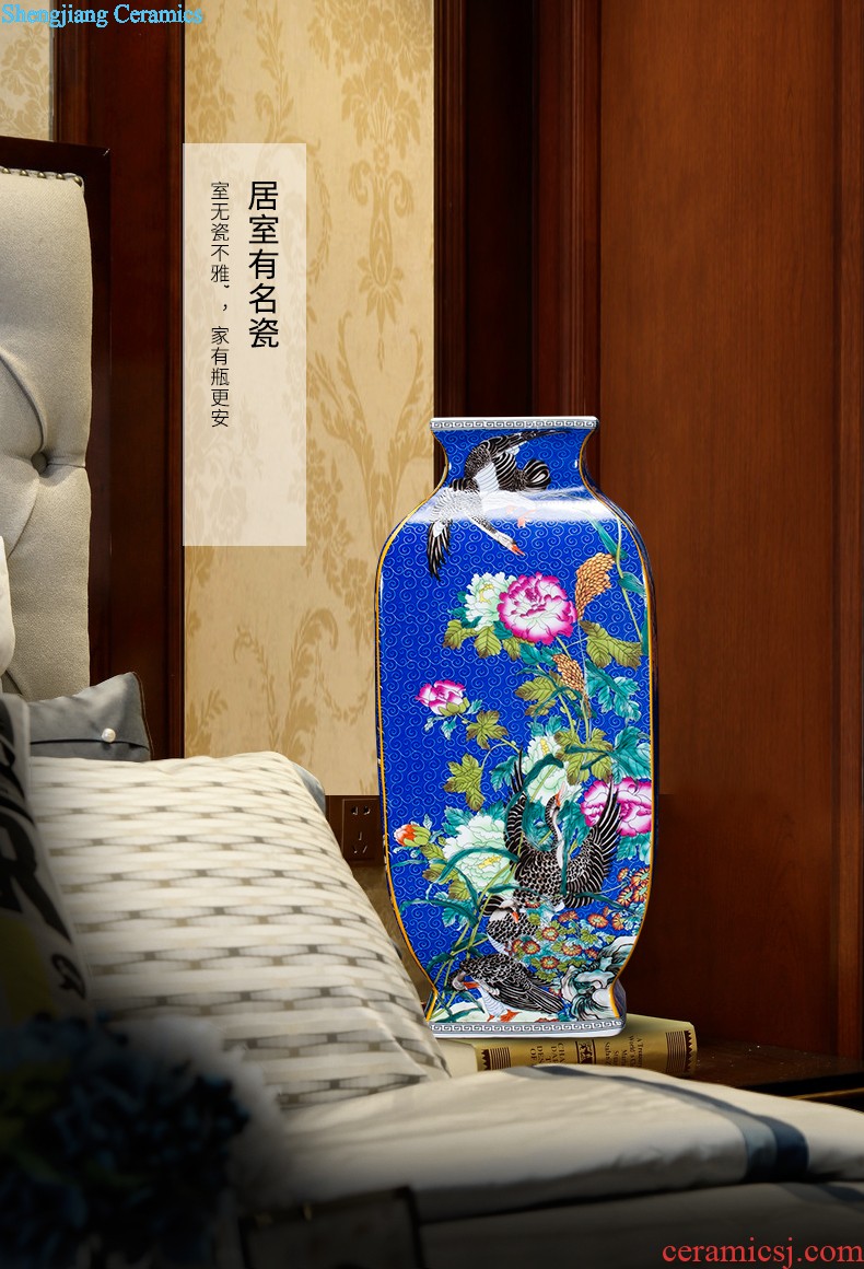 Jingdezhen ceramics powder enamel handpainted big vase landed large sitting room the hotel Chinese style adornment is placed at the door