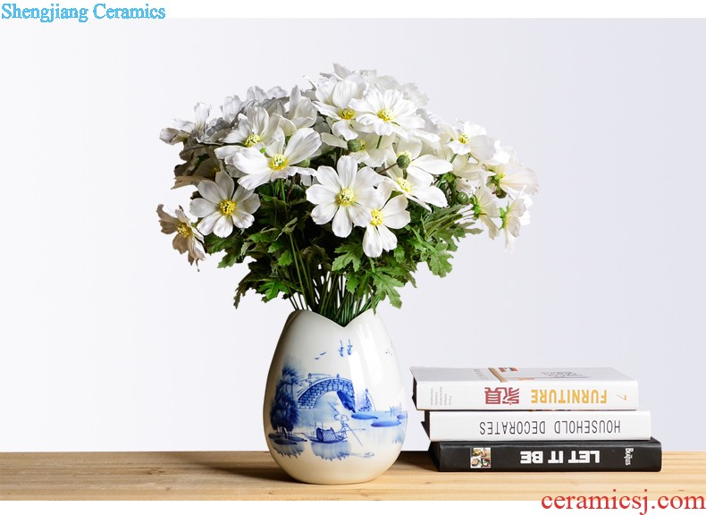 Classic blue and white porcelain vase cb32 jingdezhen ceramics sitting room adornment is placed the general tank storage tank caddy