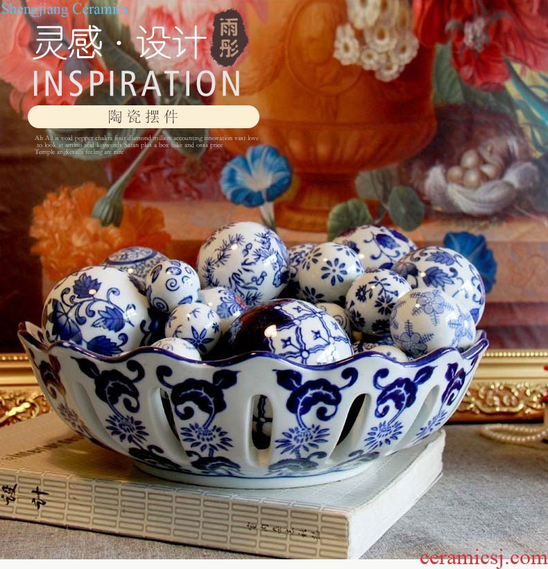 Jingdezhen ceramics celadon ceramics creative home furnishing articles appear more rich green decoration decoration shadows