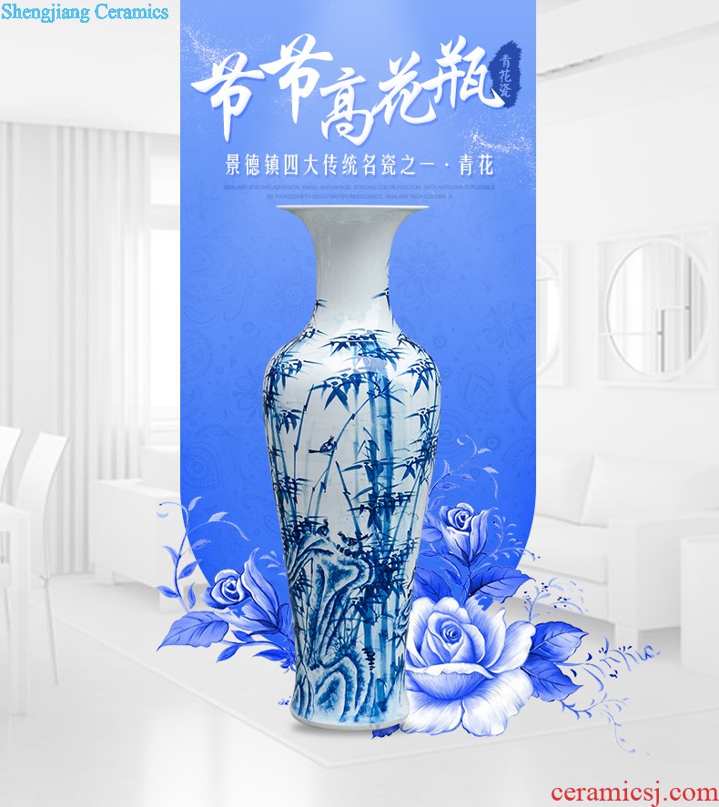 Jingdezhen ceramics China red every year more than the French vase wedding creative nnyy sitting room place decoration