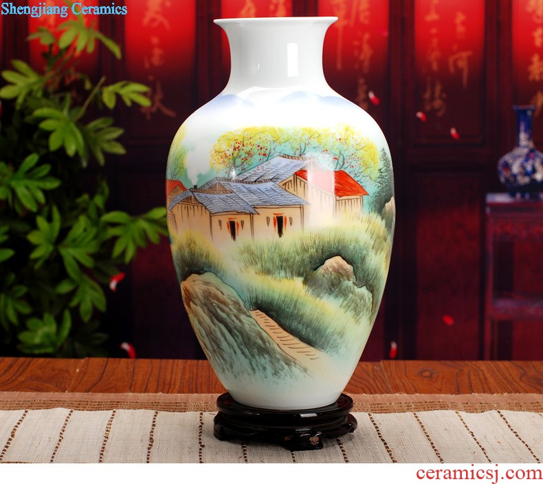 Hand-painted chrysanthemum patterns of blue and white porcelain of jingdezhen ceramics surface square vase furnishing articles study calligraphy and painting is received