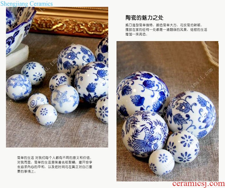 Jingdezhen ceramics celadon ceramics creative home furnishing articles appear more rich green decoration decoration shadows